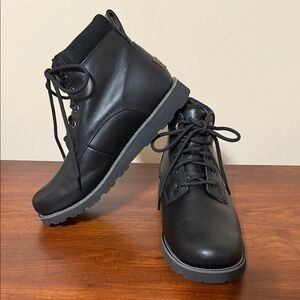 UGG Seton Black Leather Lace Up Boots